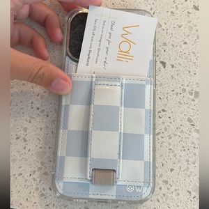 Walli iPhone 14 pro wallet loopy case